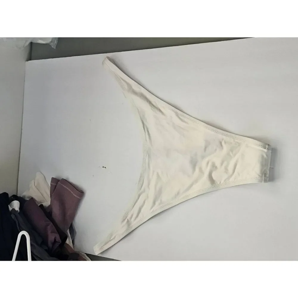 ‎Skims TANGA swim bottom Nwt